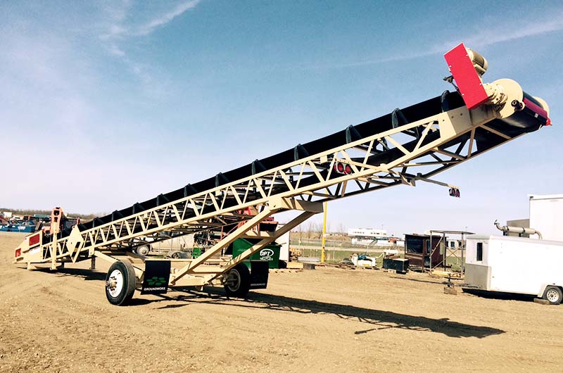 Mobile belt conveyor